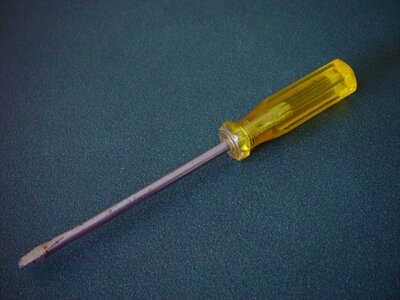 Court desk screwdriver