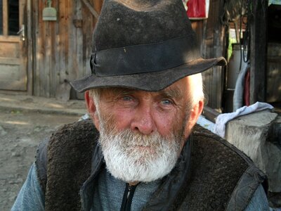 Botiza old man