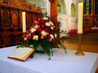 Wedding flowers roses