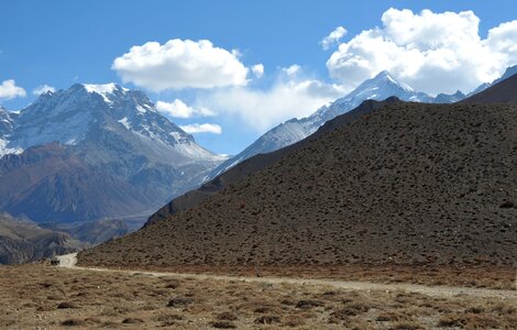 Snow steep wall mountains photo