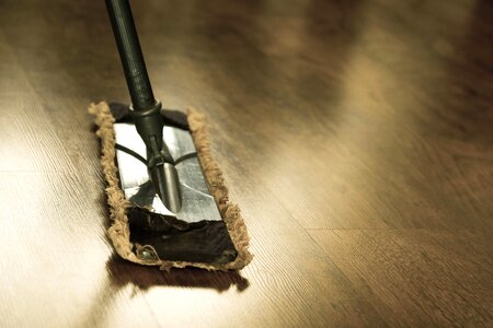 Cleaning fabric floor