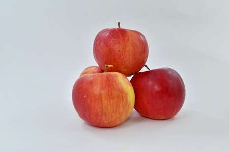 Apples detail diet