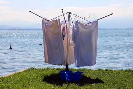 Dry fresh air lake