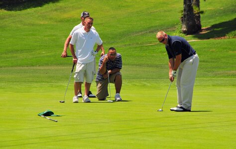 Putter putting caddy photo