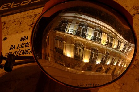 Road distorted lisboa