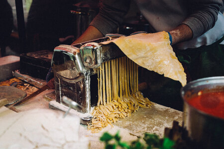 Making Tagliatelle with Pasta Machine photo