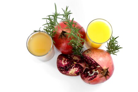 Cocktails eating exotic