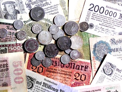 Seem coins bills photo