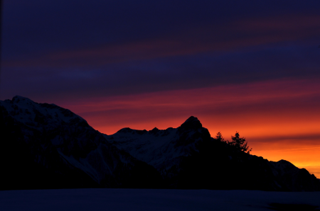 Sunrise lighting morgenrot