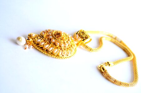 Gold jewel jewelry