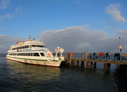 Ferry Adler Express