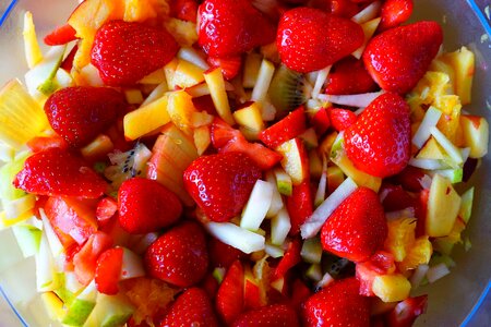 Strawberries apple nectarine