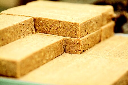 Crushing burdur walnut