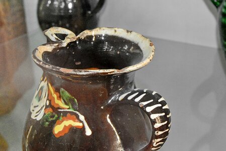 Antiquity pitcher condiment