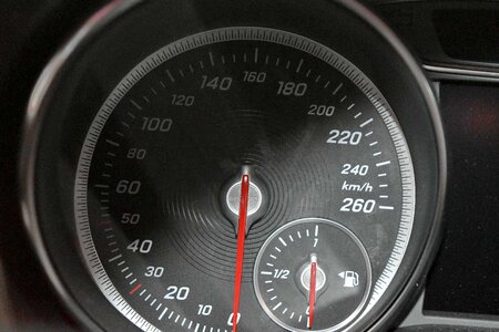 Dashboard speed limit speedometer photo