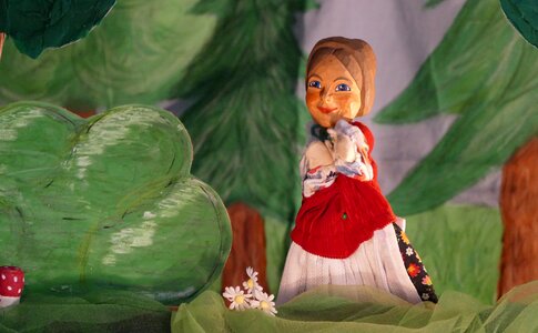 Gretel hohn steiner puppet theatre play doll