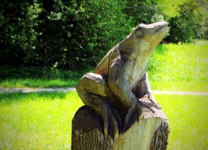 Wood arts crafts chainsaw art photo