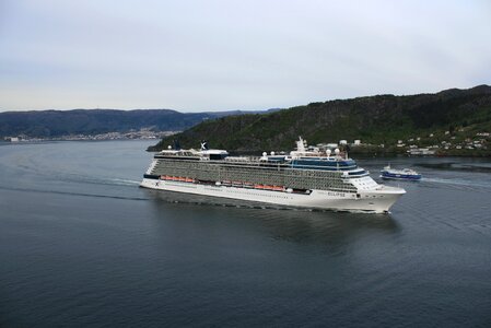Cruise transport navigation photo