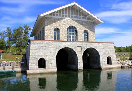 Wisconsin rock island building