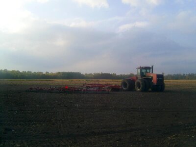 Open red tractor photo