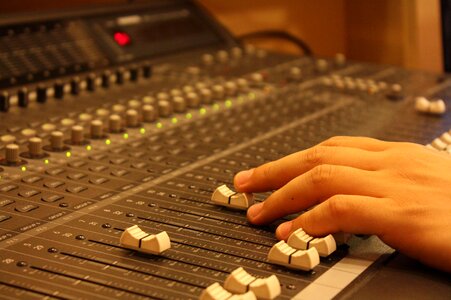 Mixer volume audios
