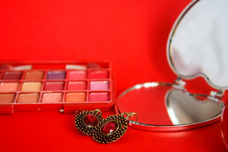 Makeup Mirror Instruments photo