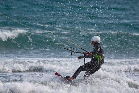 Kitesurfing in the free sea