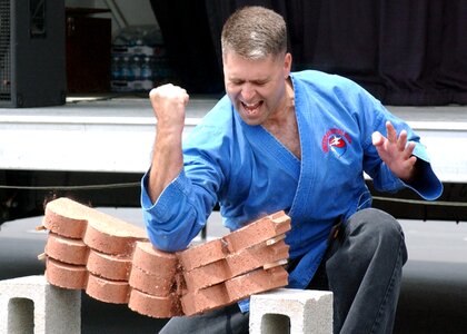 Elbow power force