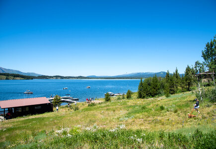 Lake Jackson shoreline and sky