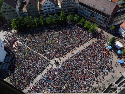 Crowds collection people