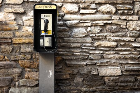 Phone speaker stone