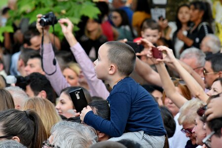 Child shoulder spectacular photo