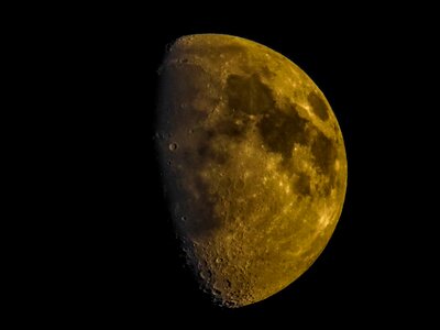 Moonlight mood gold