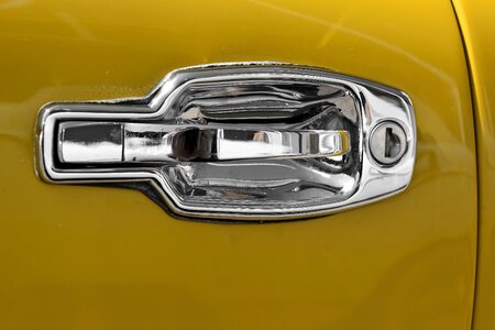 Chrome detail detailed
