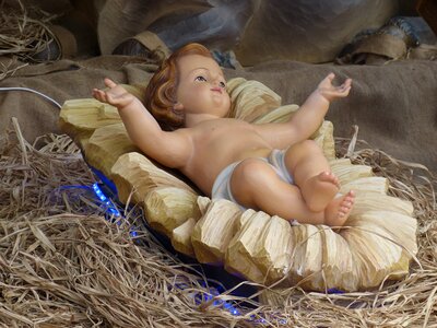 Crib jesus advent photo