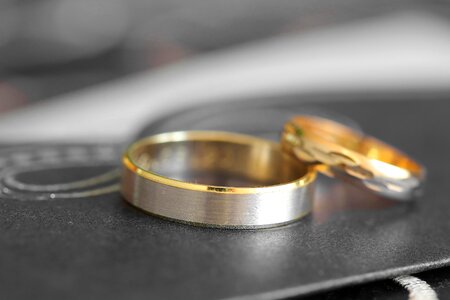 Shining gold wedding ring photo