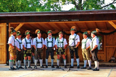 Costume sing men