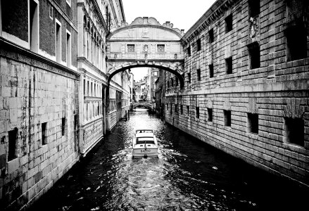 Venice in Black &#038; White Free Photo photo