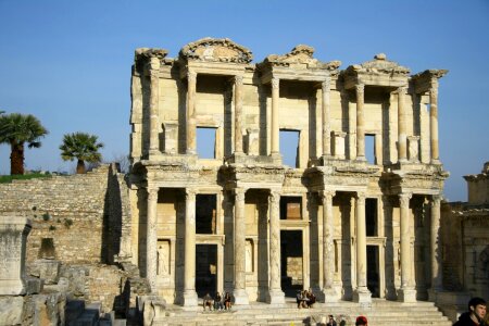 Landmark culture ruins