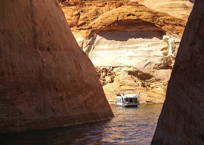 Rainbow bridge lake powell arizona