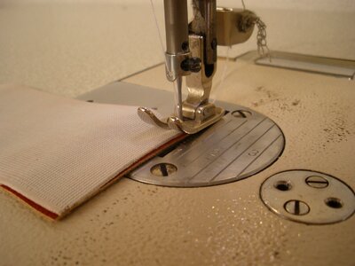 Sewing machine needle sew photo