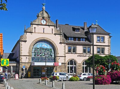 Architecture automobile building