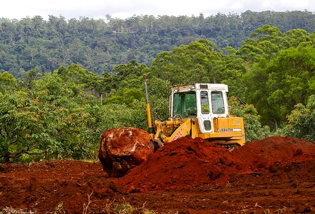 Rock excavator machine