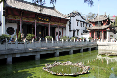 Guiyuan Temple with Pond