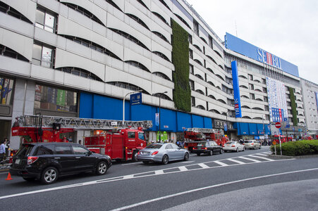 2 Ikebukuro Station