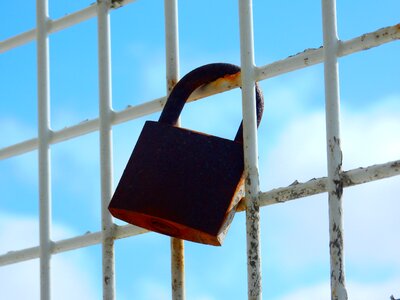 Padlock sky rust