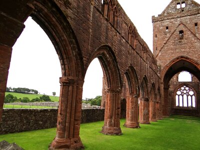Building church ruins scotland