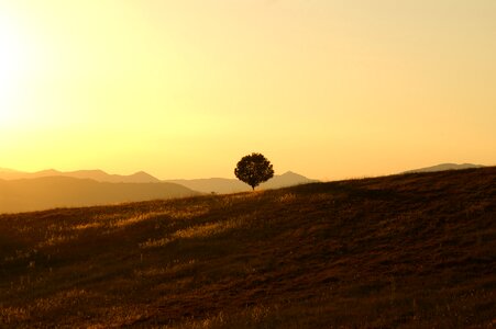 Umbria sunset calm photo