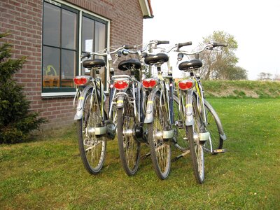 Holiday cottage cycling grass photo