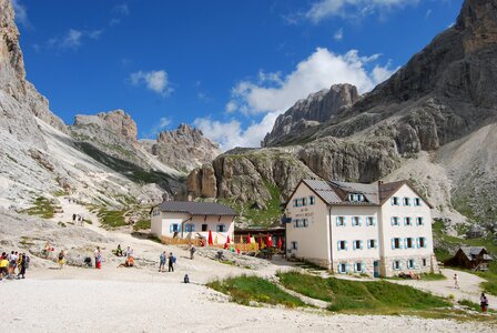 Italy hiking trekking photo